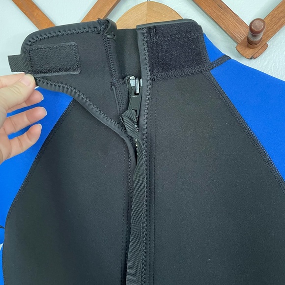 Adrenaline Wetsuit - Picture 6 of 7